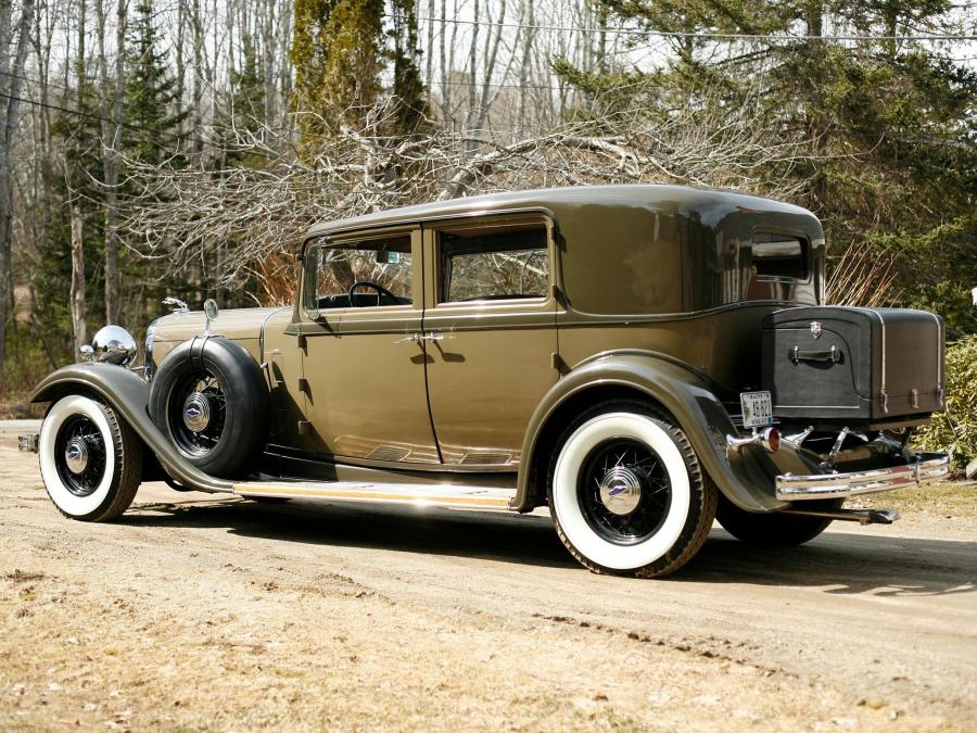  Lincoln Model KB 4-Door Sedan 1932 года  (фото 3 из 6)